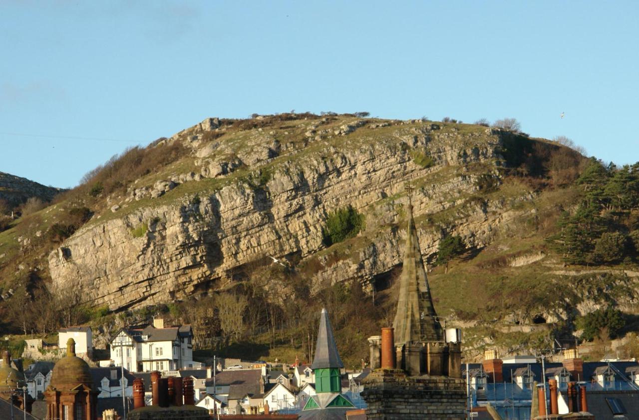 Cedar House, Formerly Shamrock House Llandudno Eksteriør billede