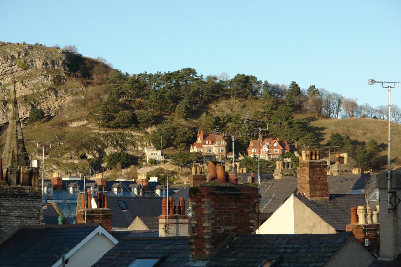 Cedar House, Formerly Shamrock House Llandudno Eksteriør billede